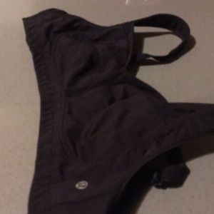 LuluLemon Black sports bra